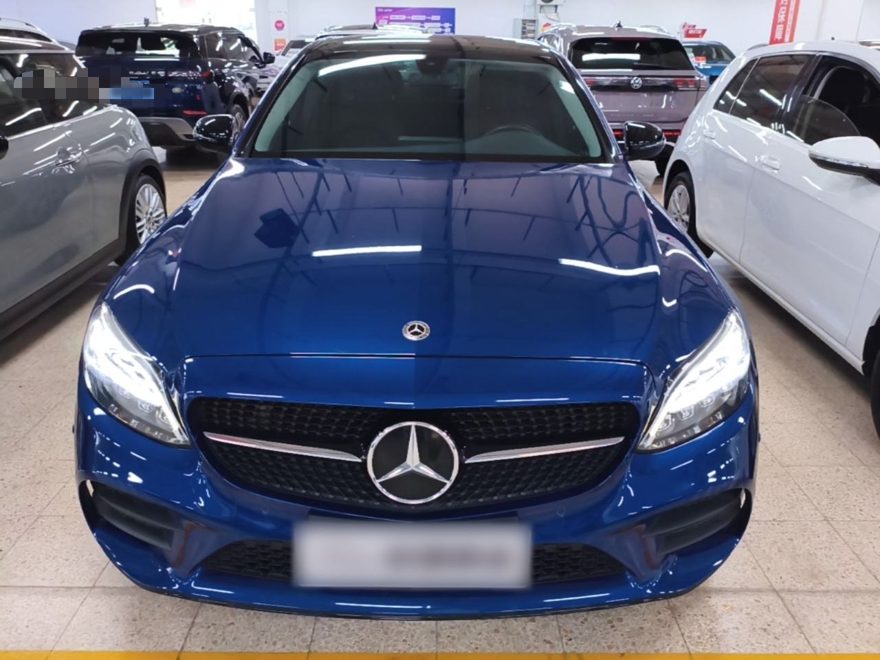Mercedes-Benz C-Class - фото 1
