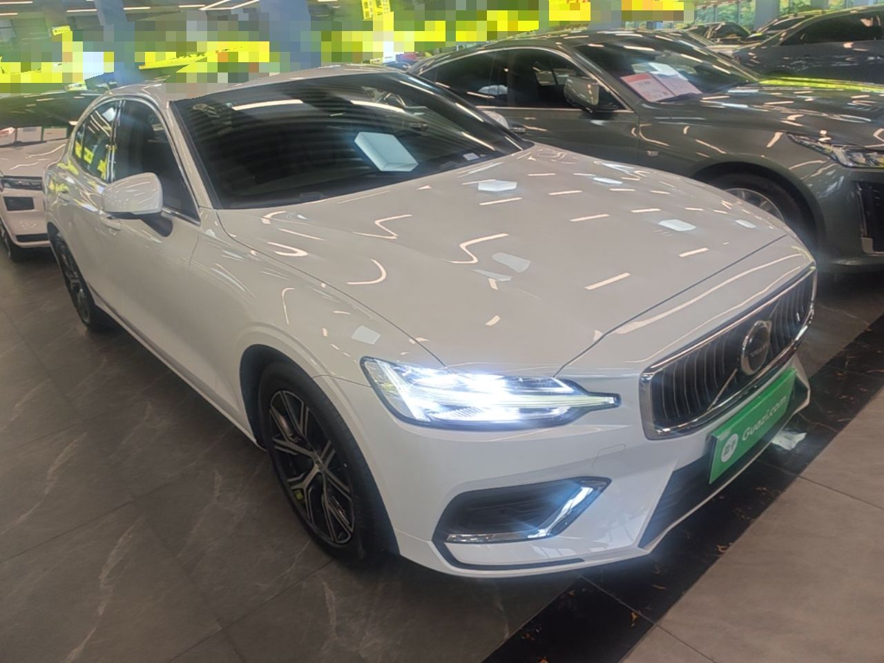 Volvo S60 - фото 2