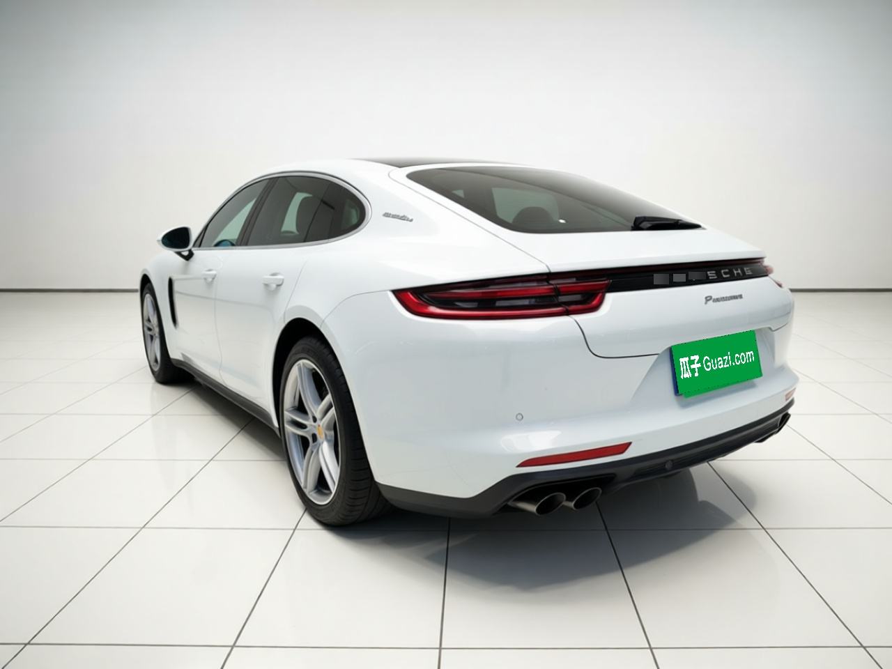 Porsche Panamera - фото 3