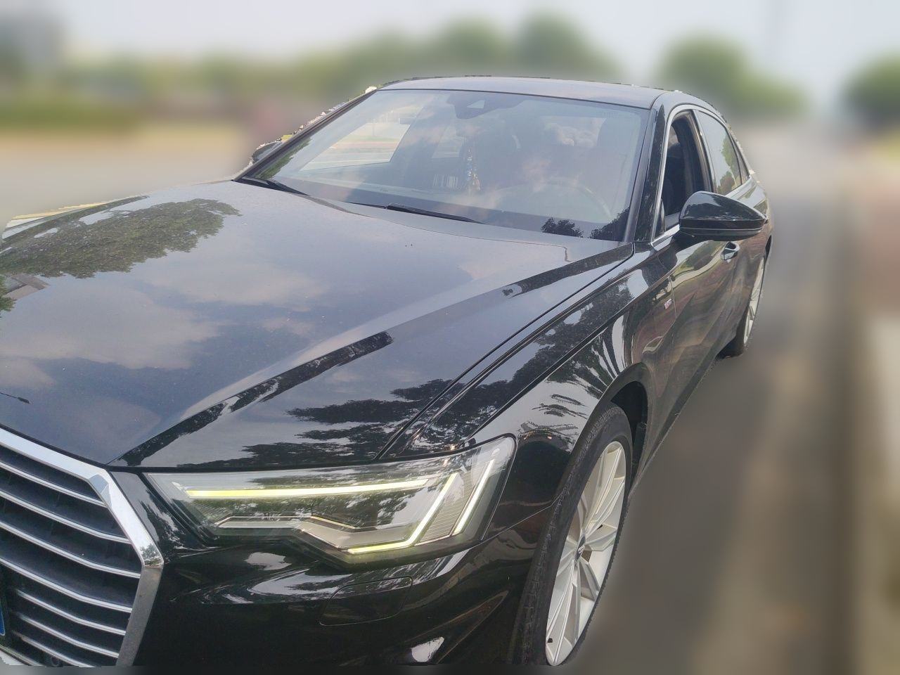 Audi A6L - фото 0