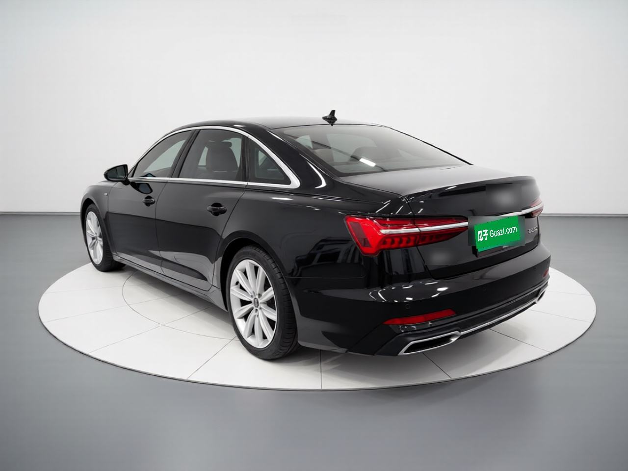Audi A6L - фото 3
