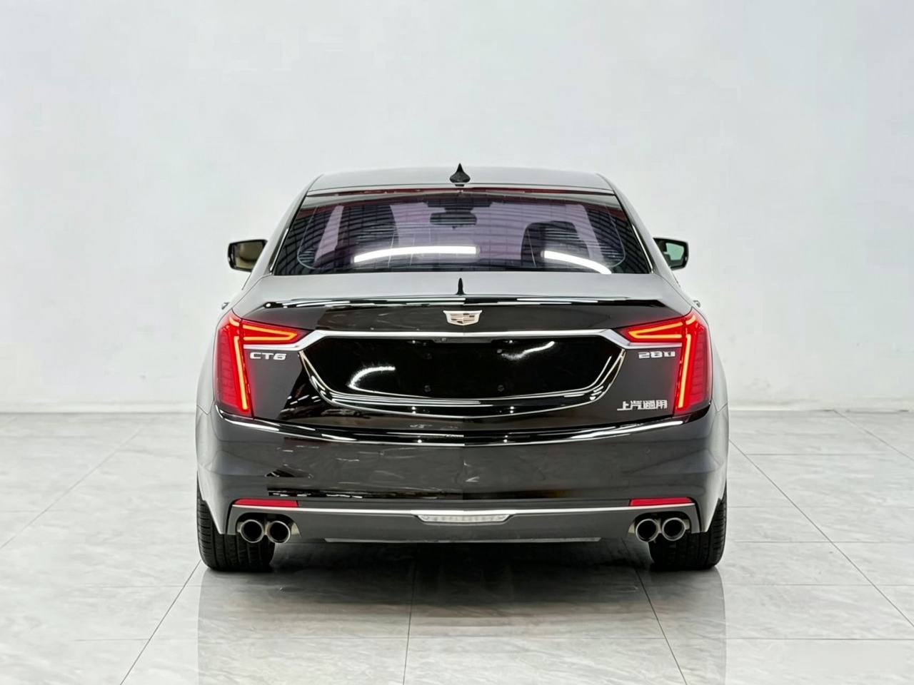 Cadillac CT6 - фото 4
