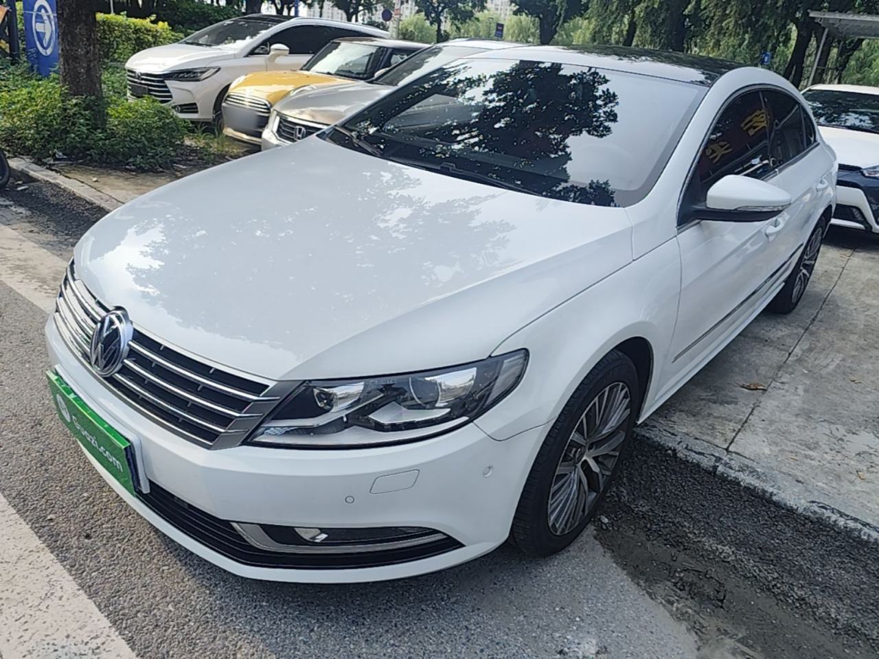 Volkswagen CC - фото 0