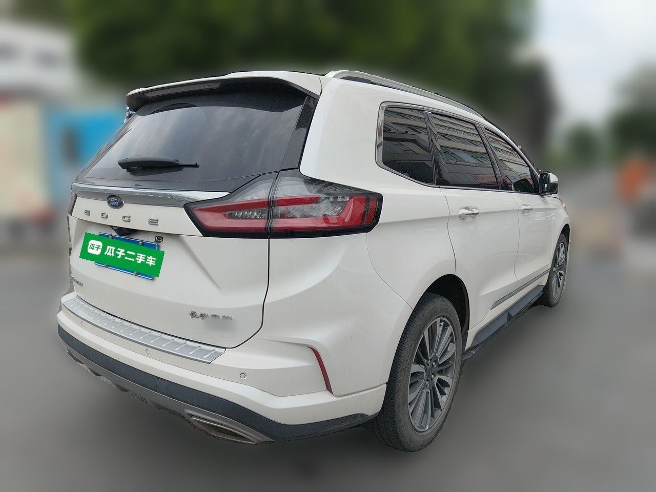 Ford Edge - фото 3