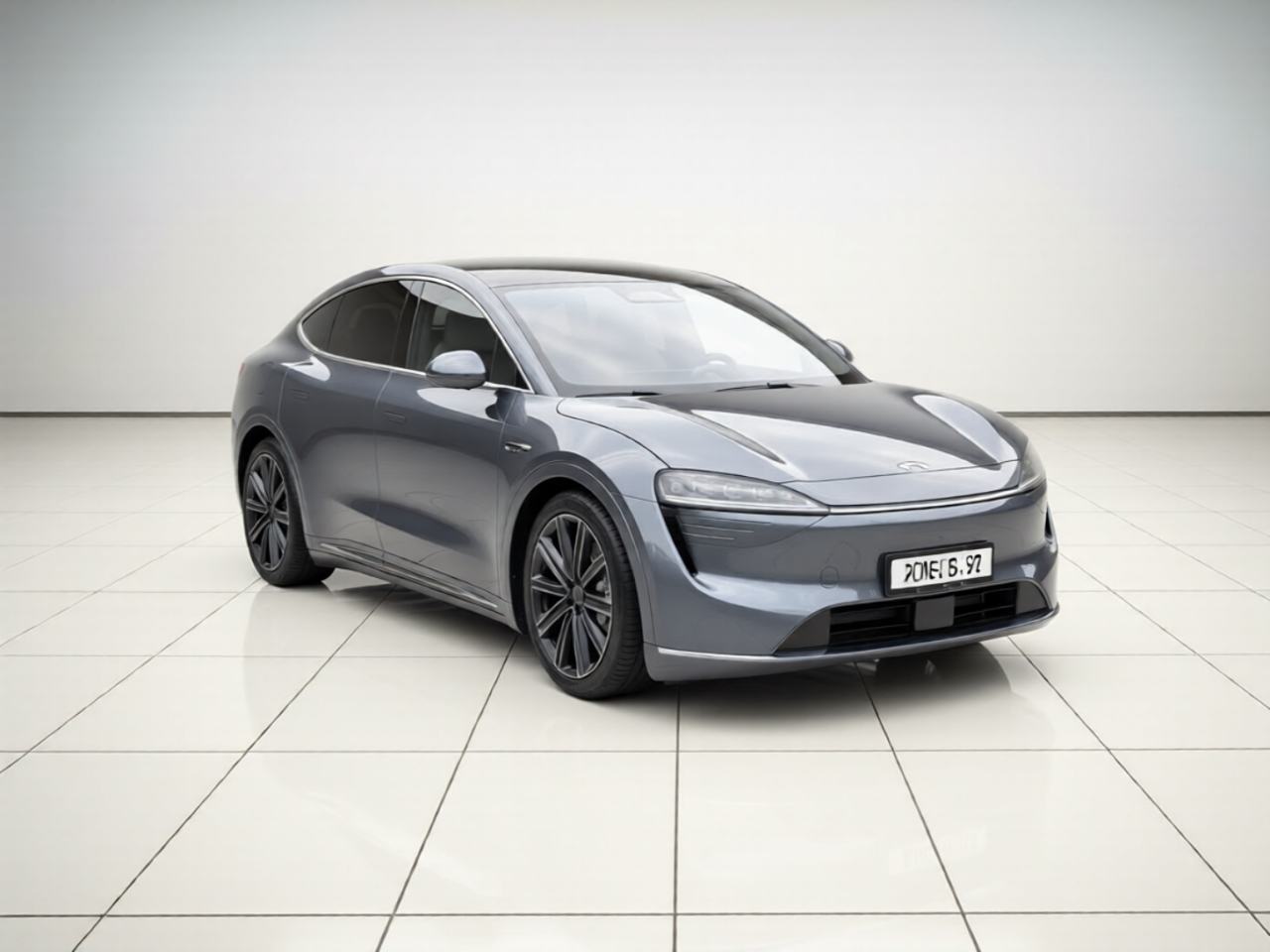 Luxeed R7 - фото 2