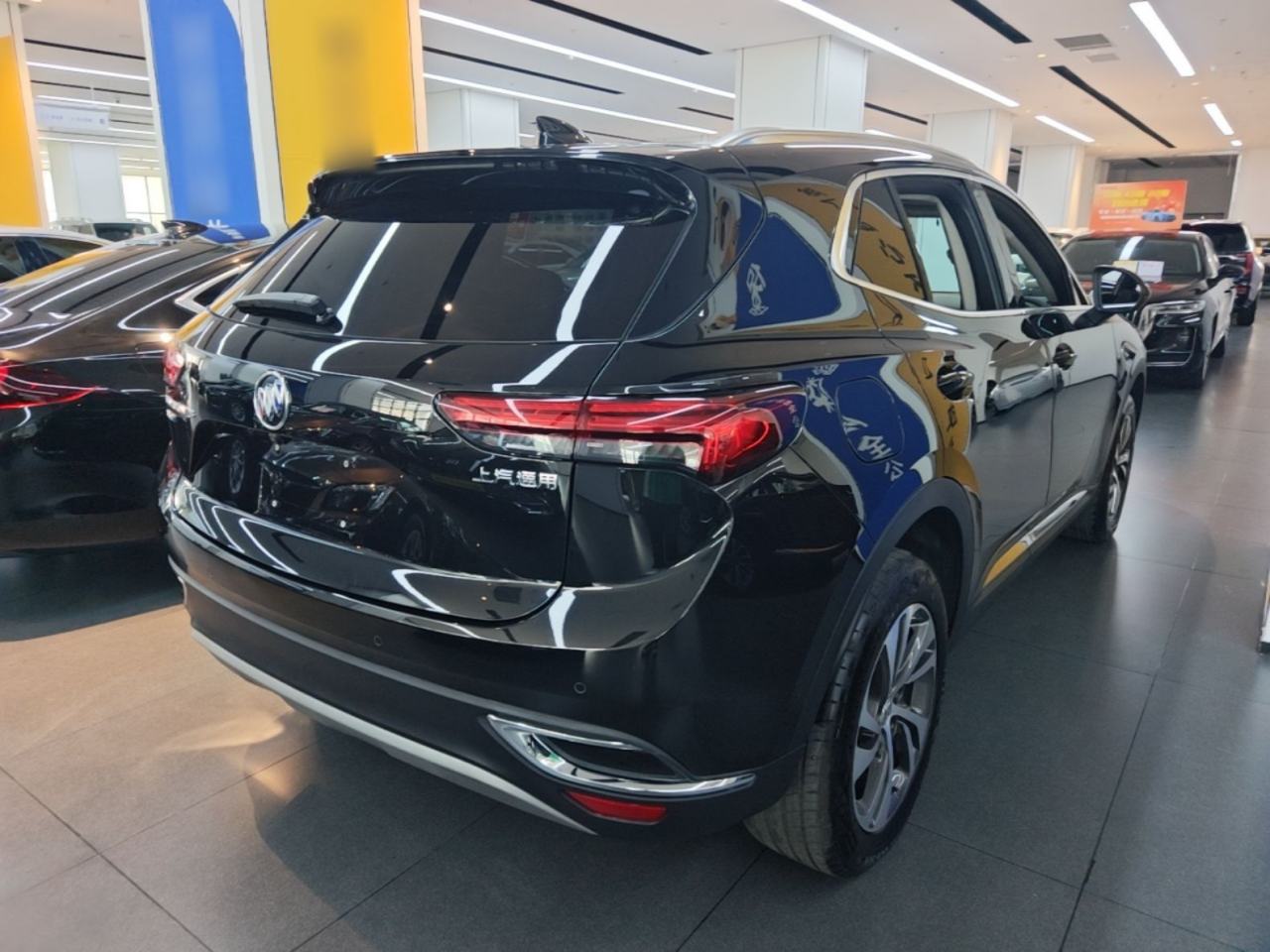 Buick Envision - фото 3