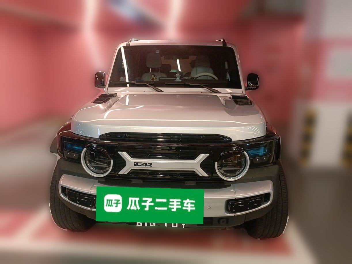 iCAR V23 - фото 1