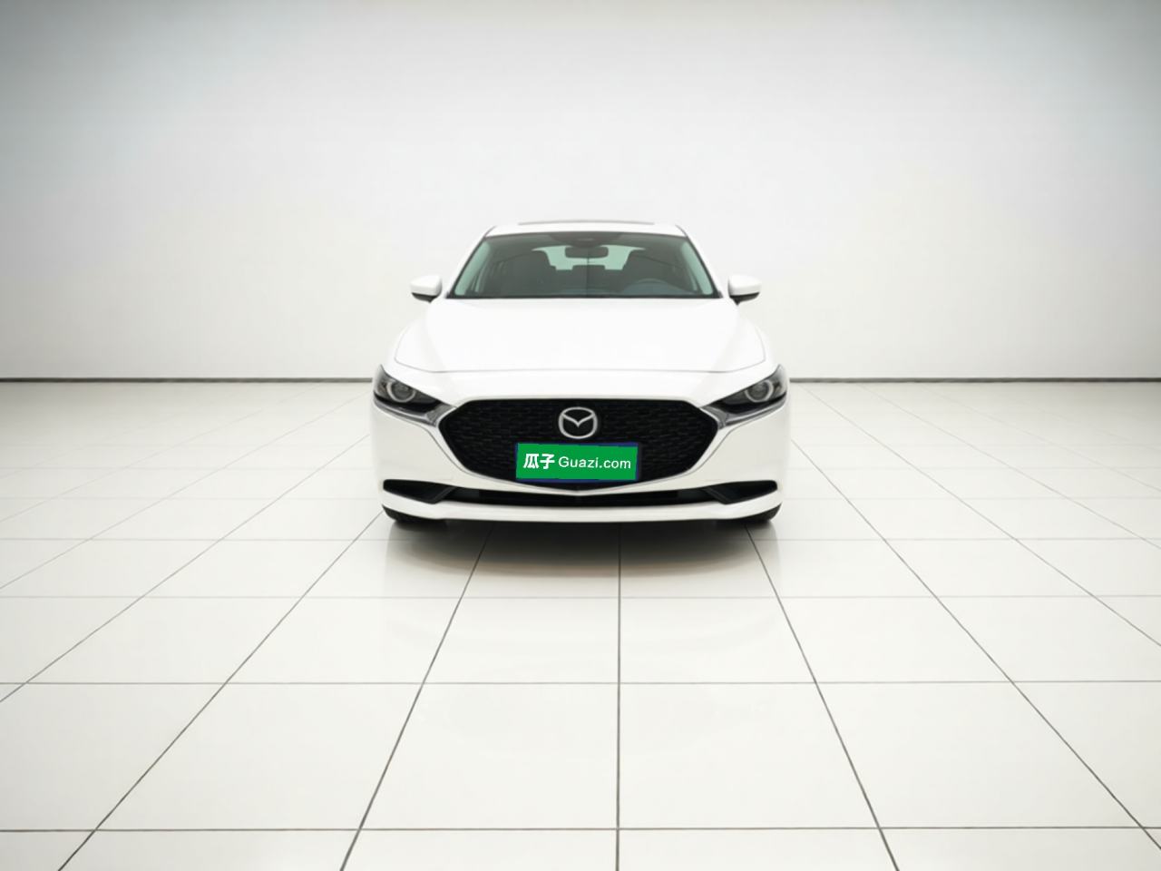 Mazda 3 - фото 1