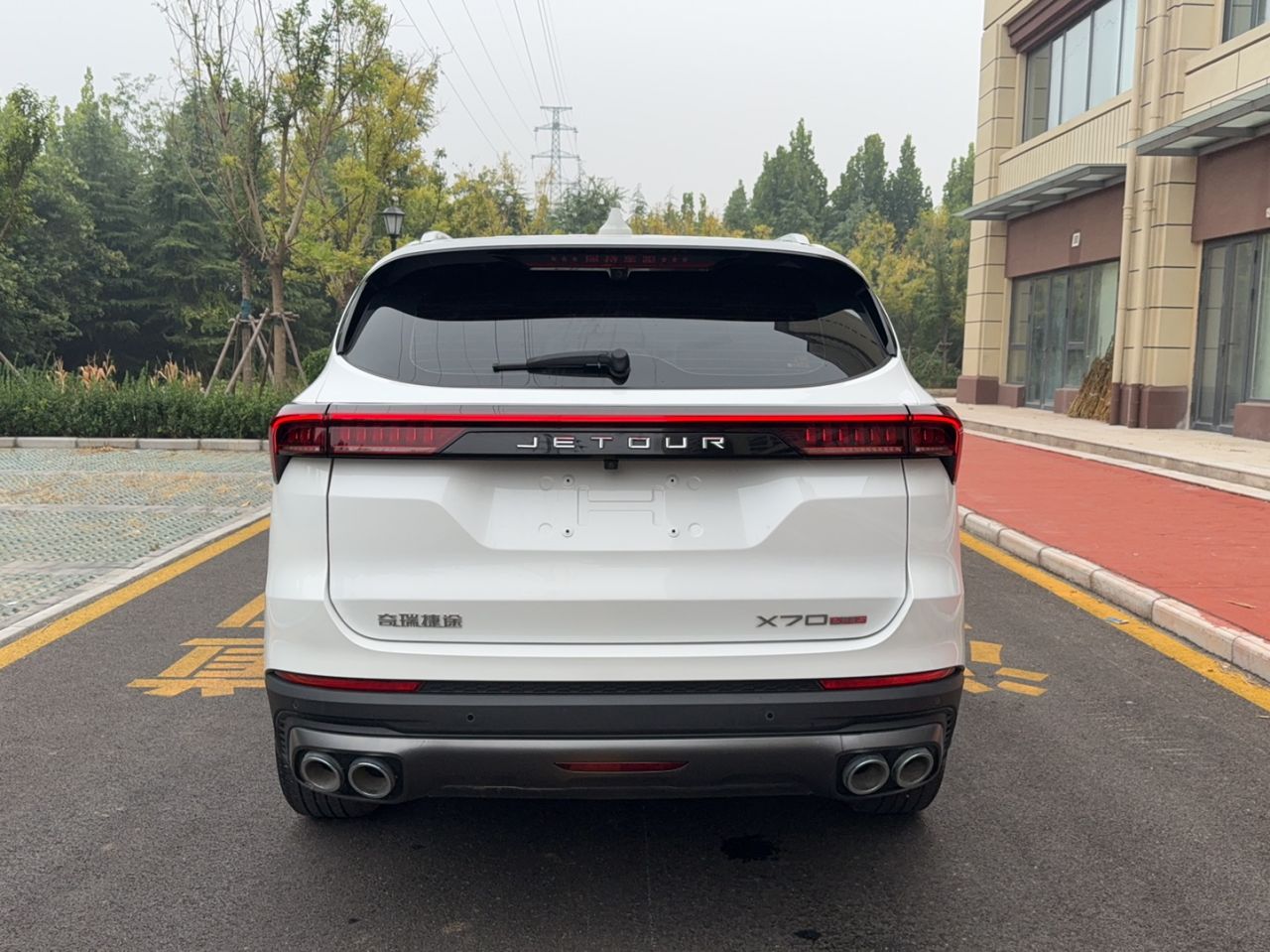 Jetour X70 PLUS - фото 2
