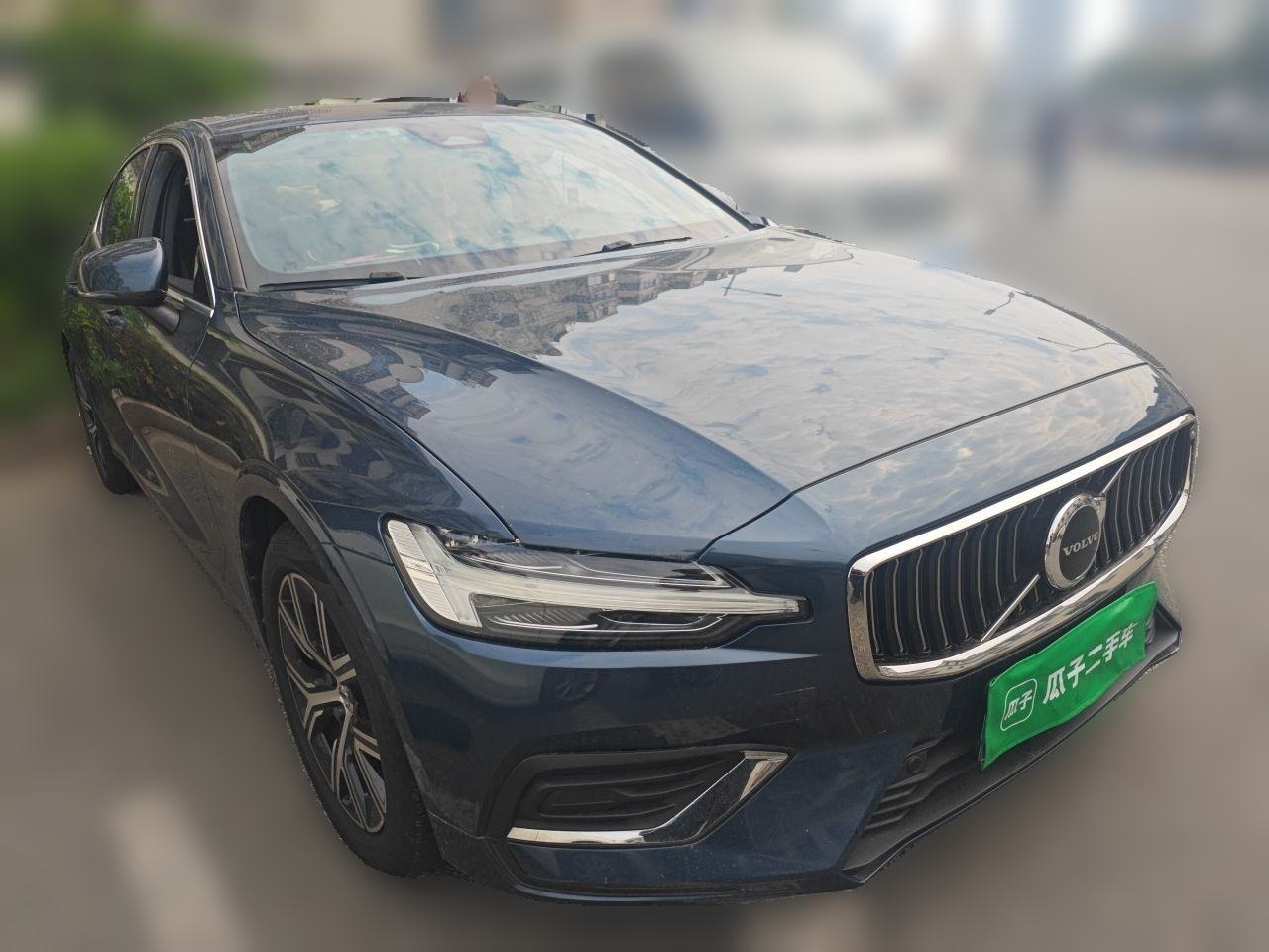 Volvo S60 - фото 2