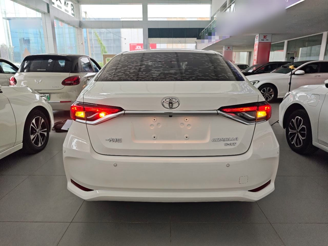 Toyota Corolla - фото 4