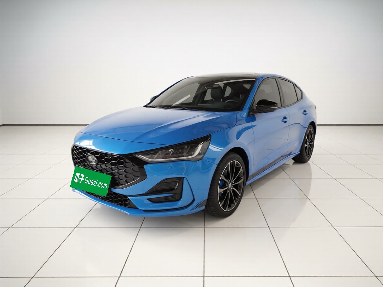 Ford Focus - фото 0