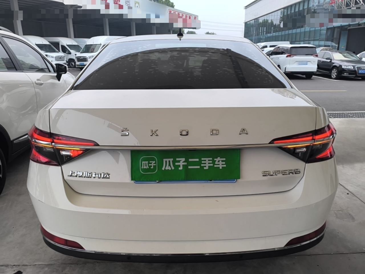Skoda Superb - фото 2
