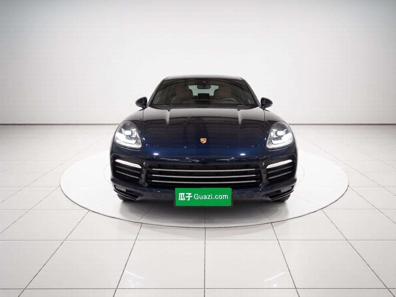 Porsche Cayenne - фото 1