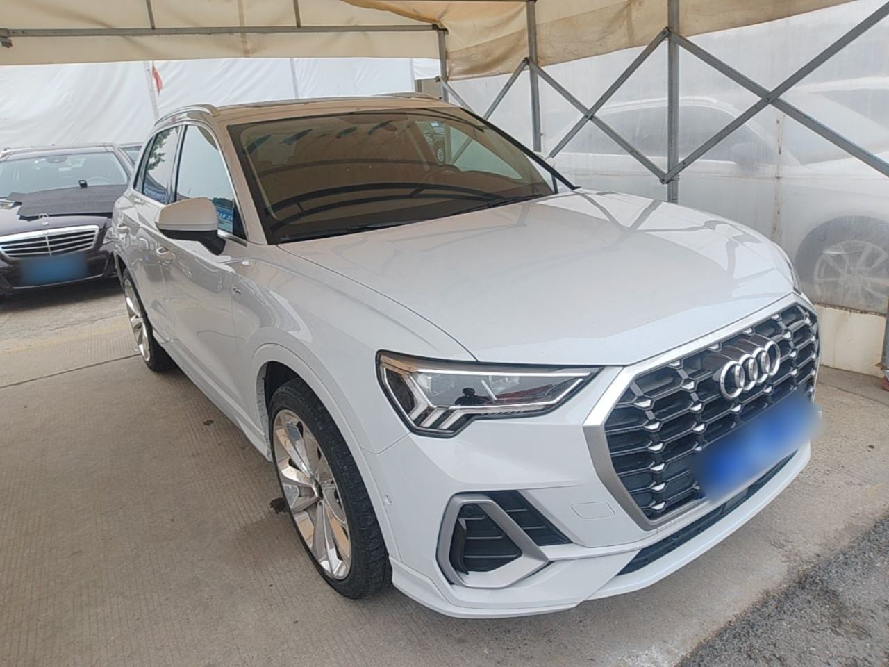Audi Q3 - фото 4