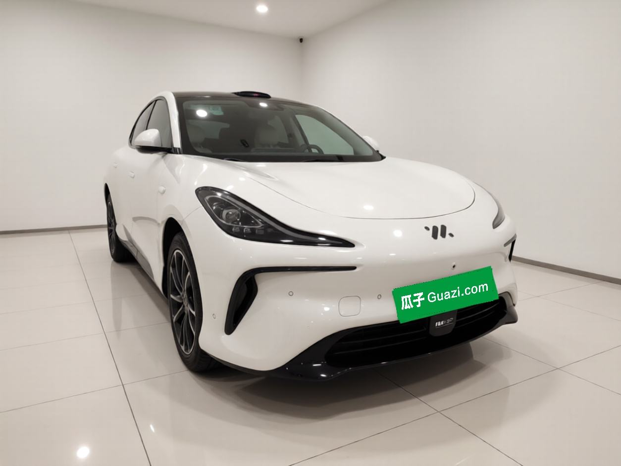 IM Motors LS6 - фото 2