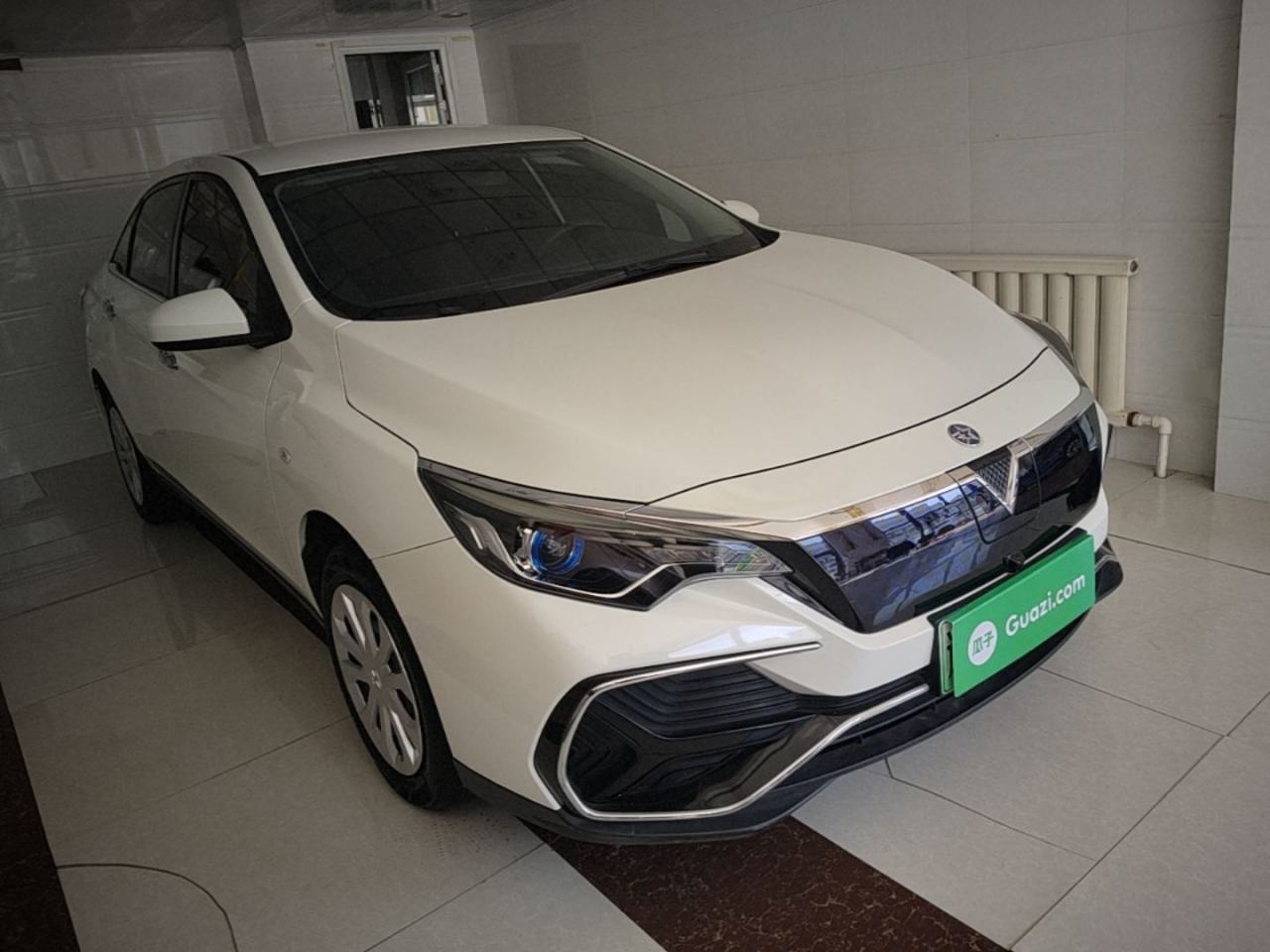 Venucia D60EV - фото 2