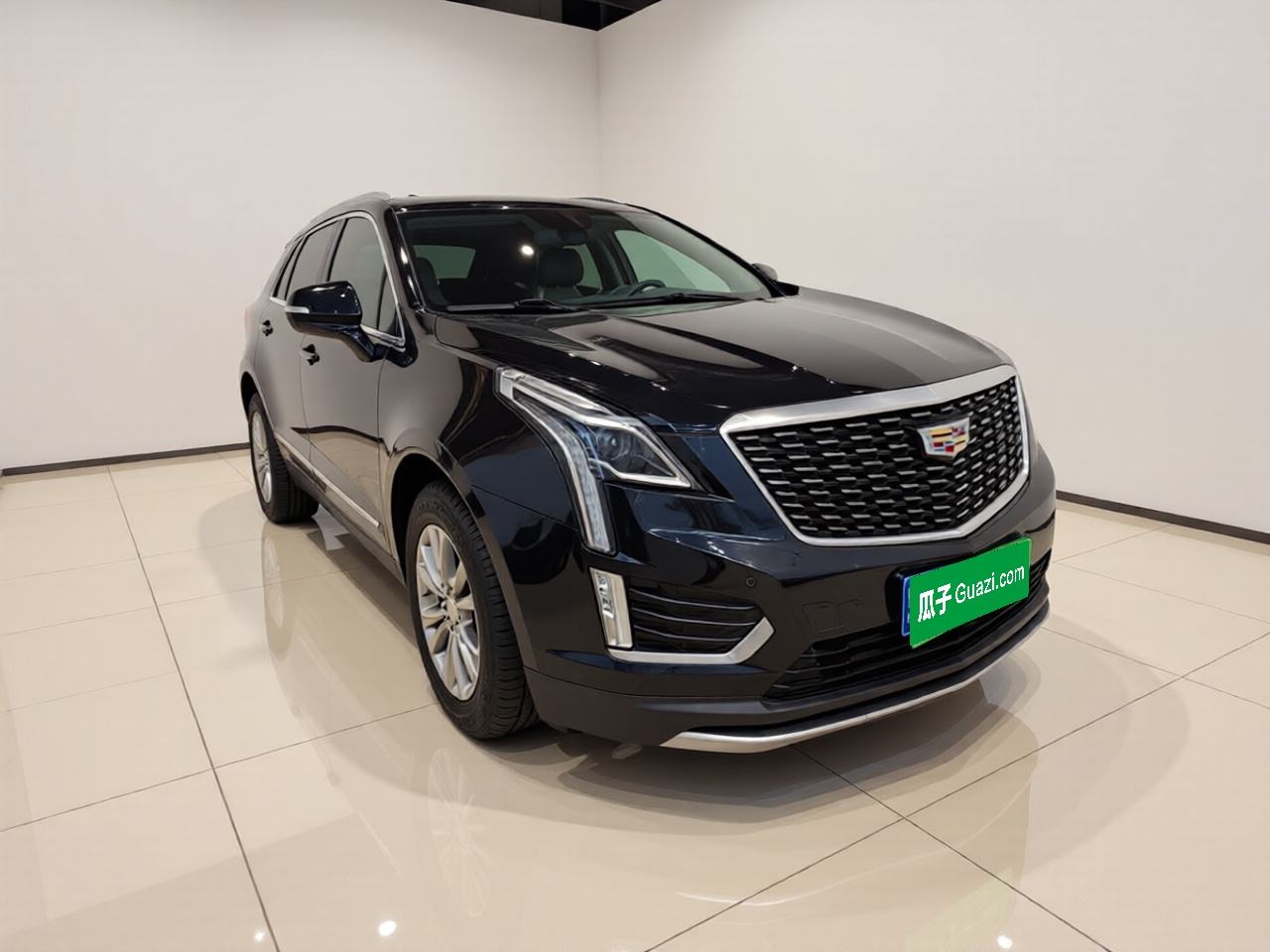 Cadillac XT5 - фото 2