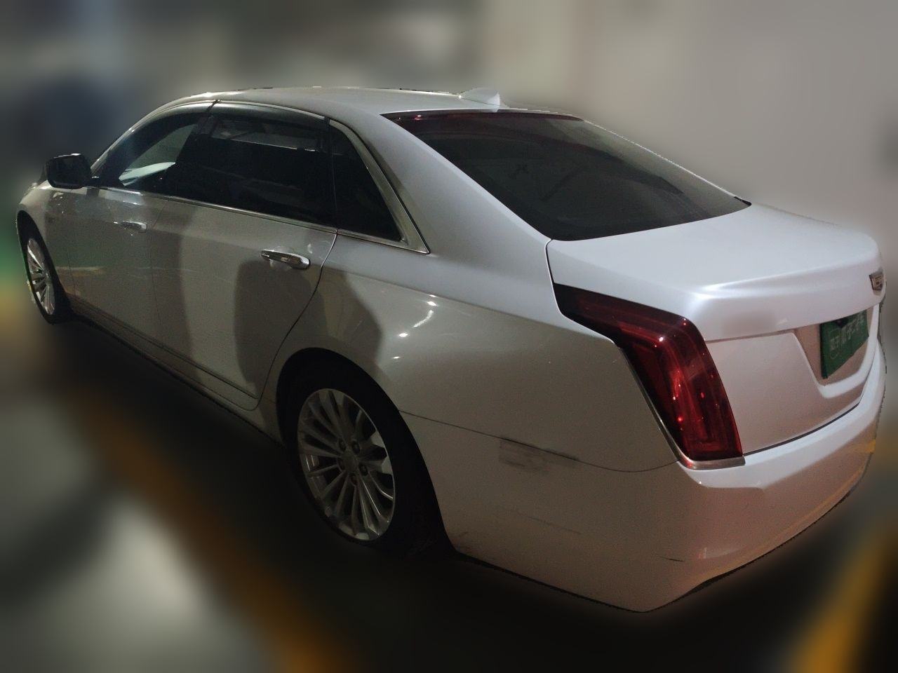 Cadillac CT6 - фото 3
