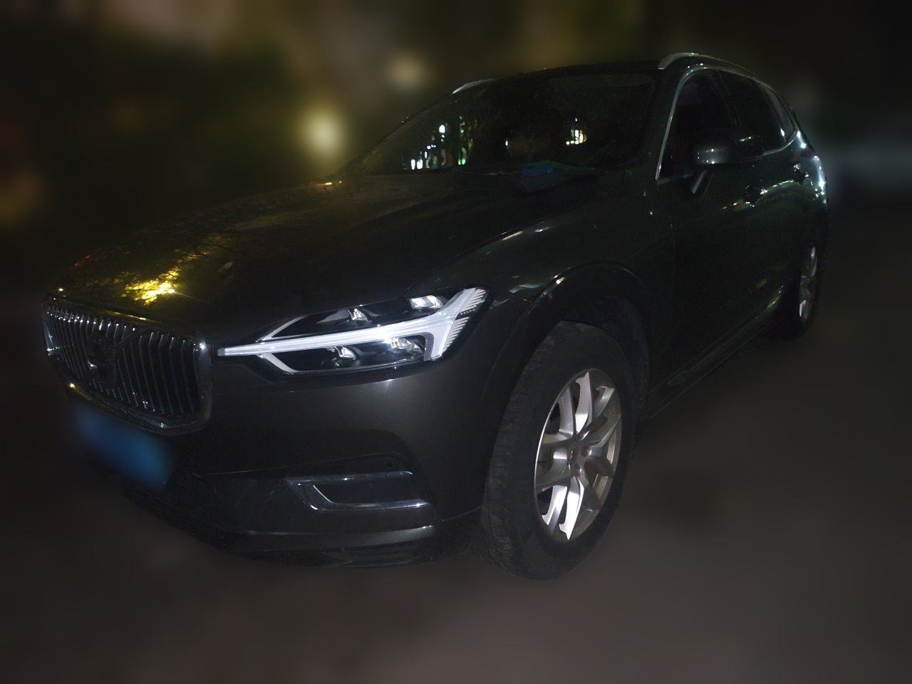 Volvo XC60 - фото 0