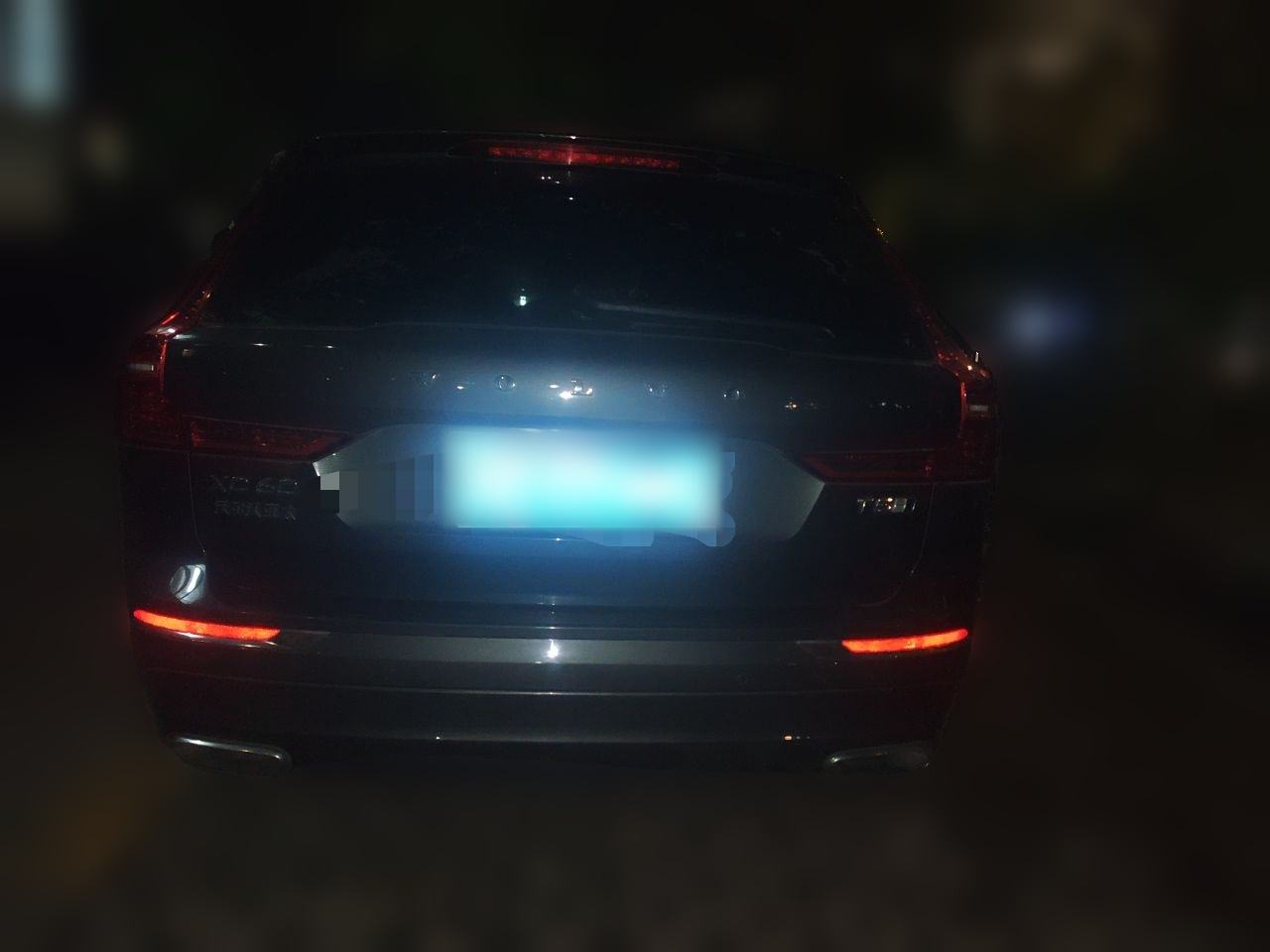 Volvo XC60 - фото 4