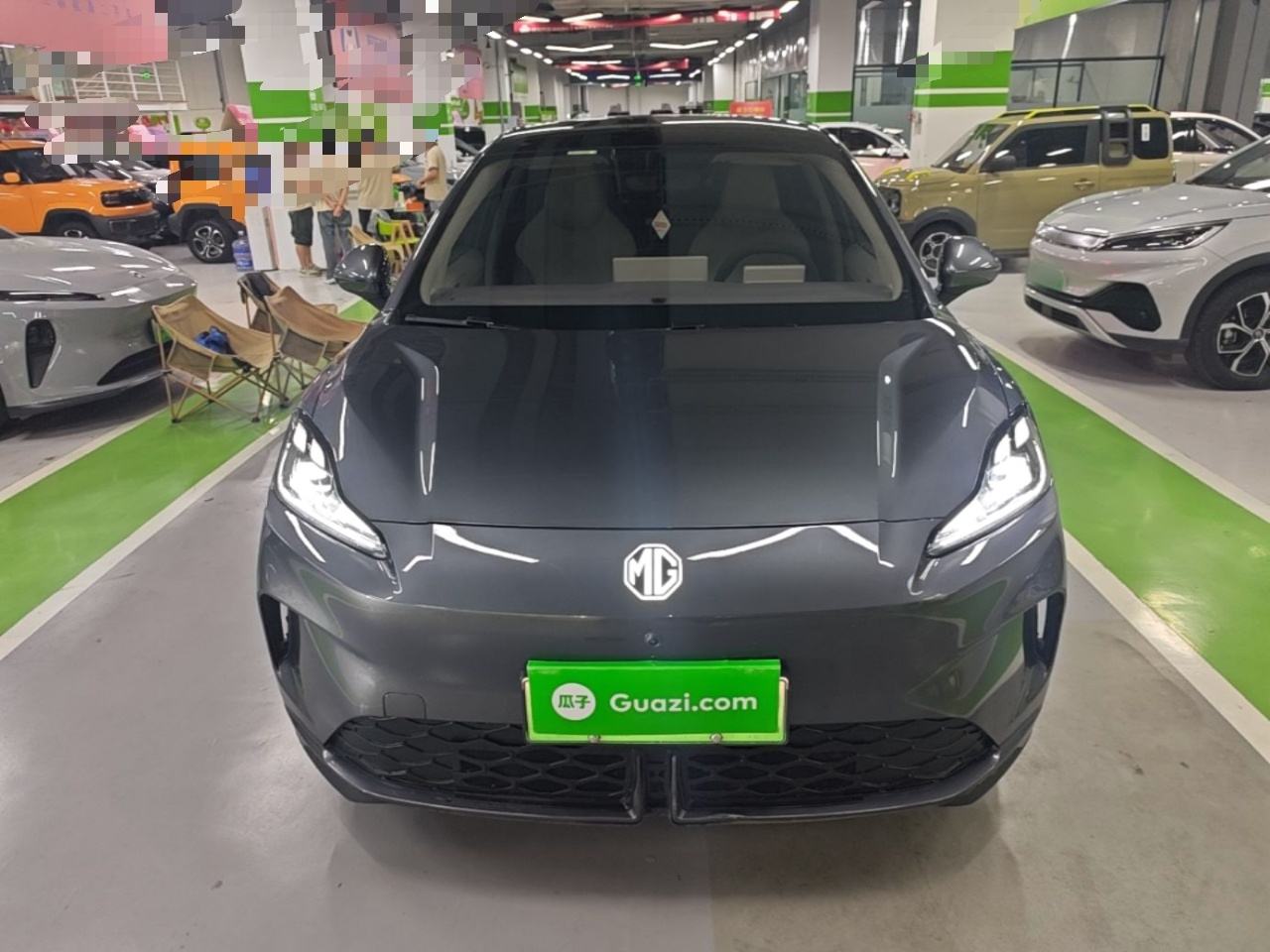 MG MG4 EV - фото 1