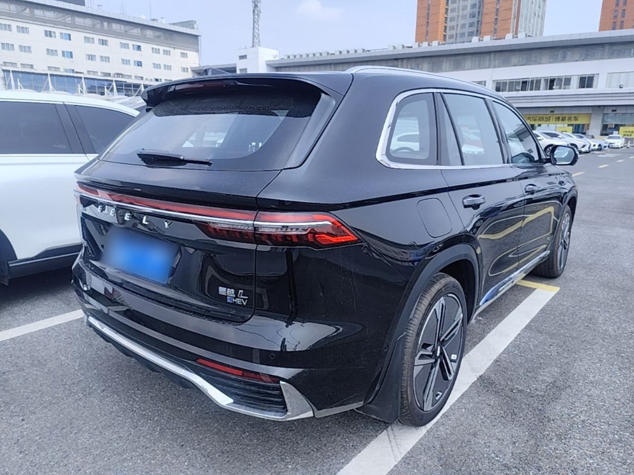 Geely Xingyue L - фото 3