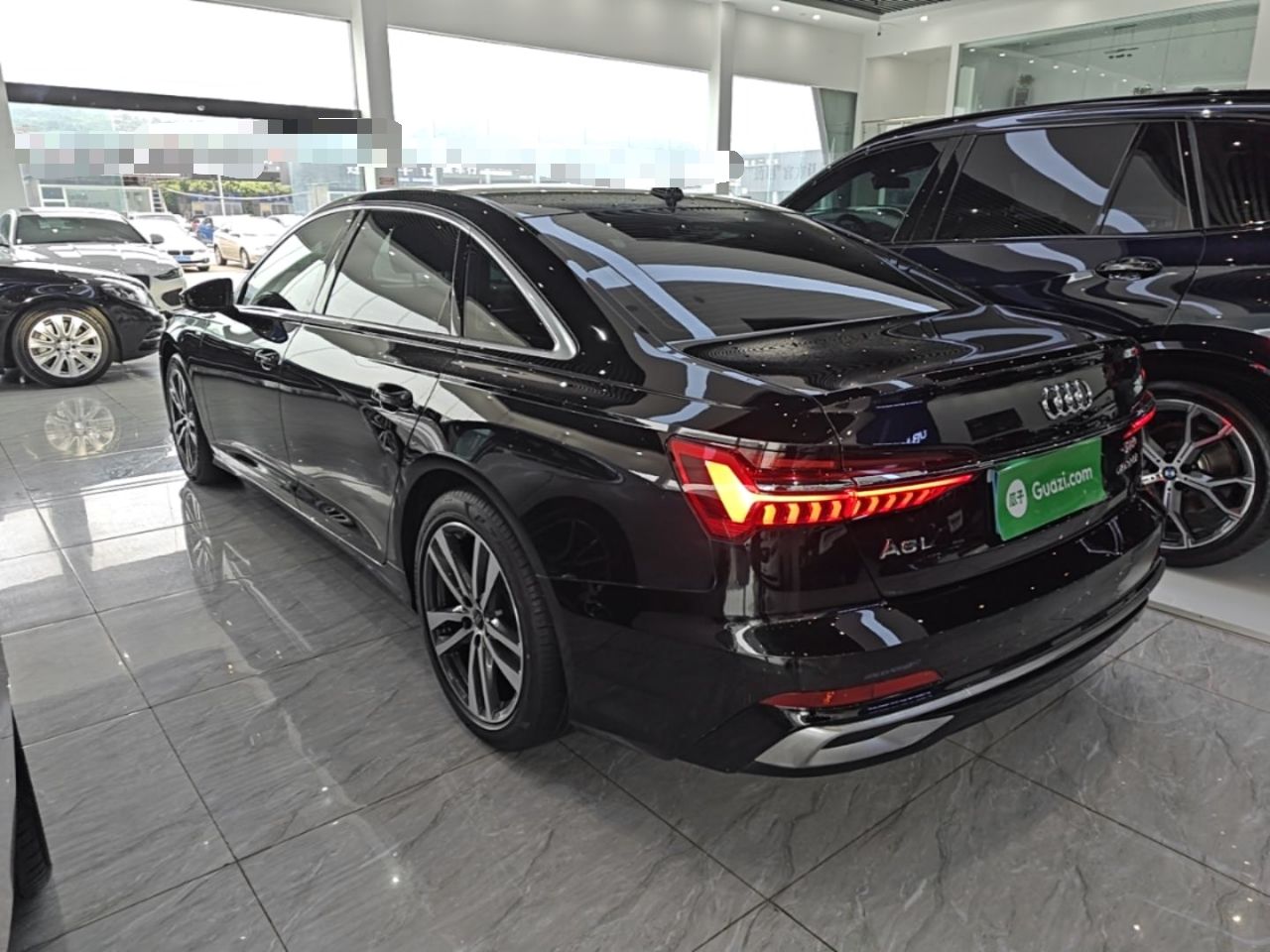 Audi A6L - фото 3