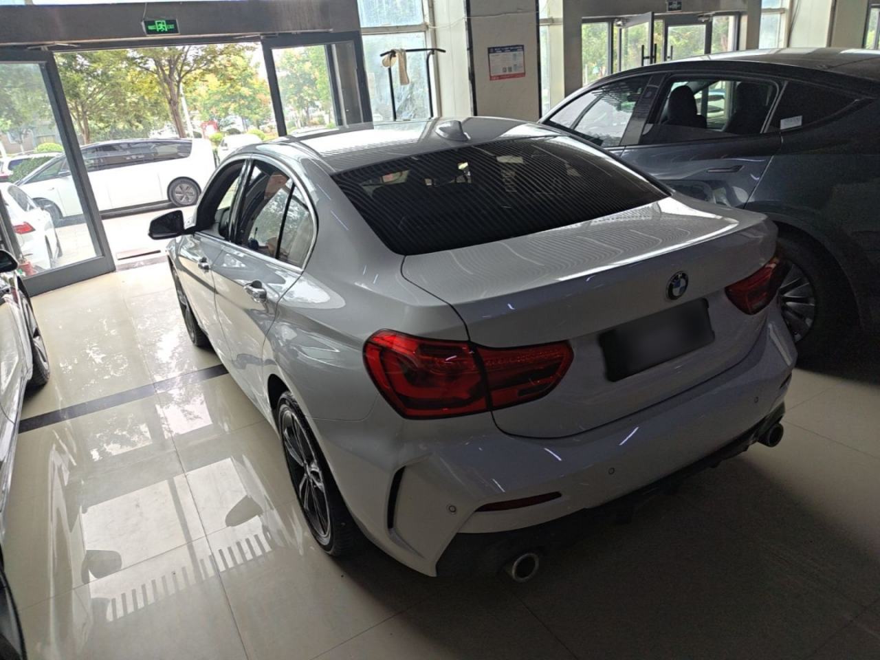 BMW 1-Series - фото 3
