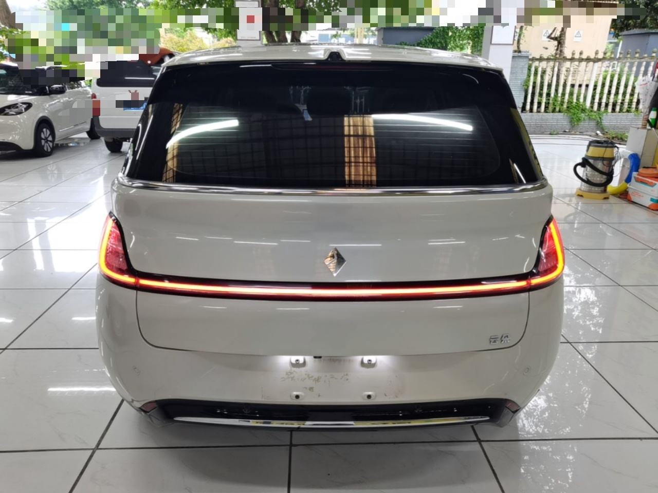 Baojun Yunduo - фото 2