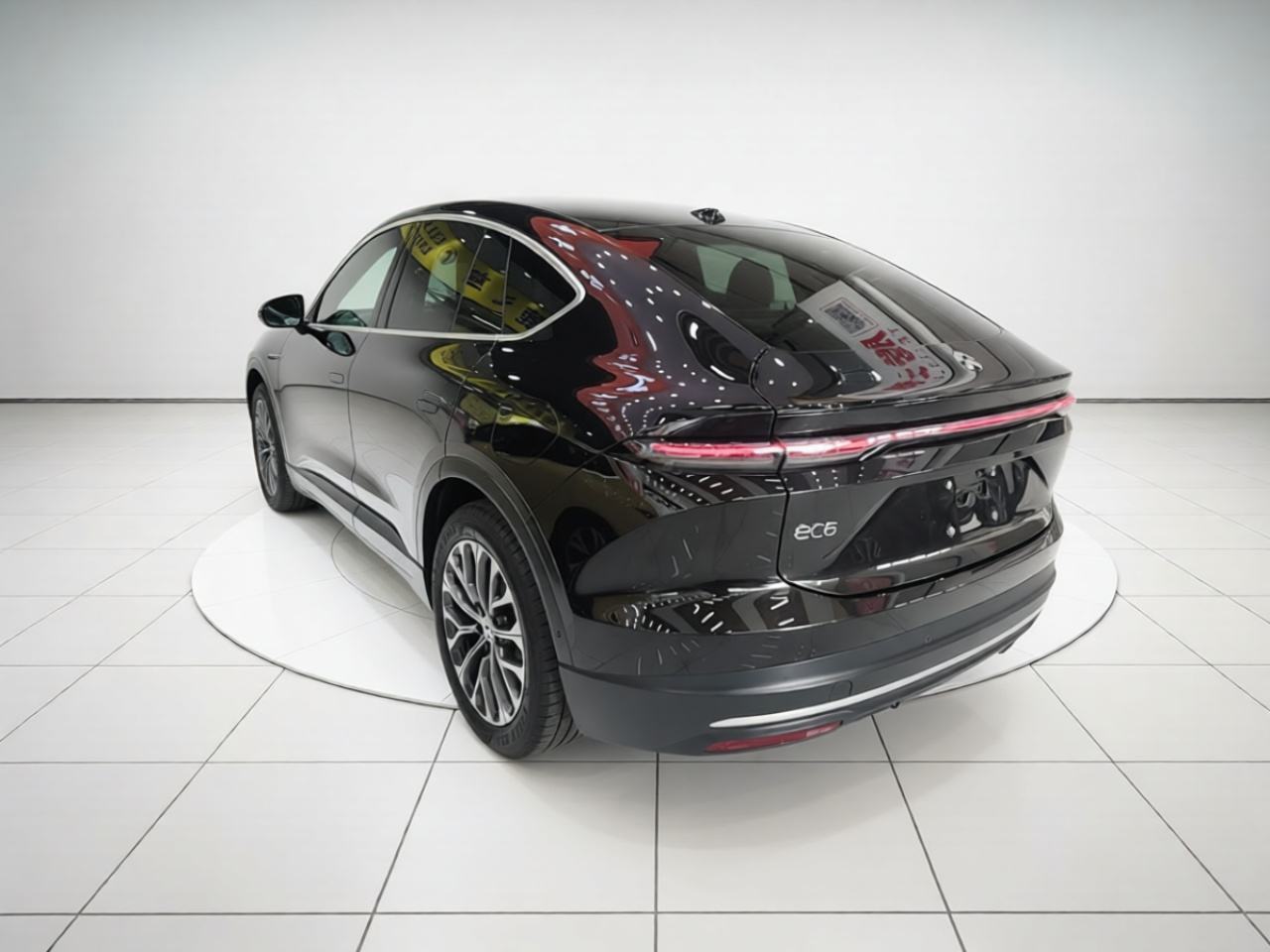 NIO EC6 - фото 3