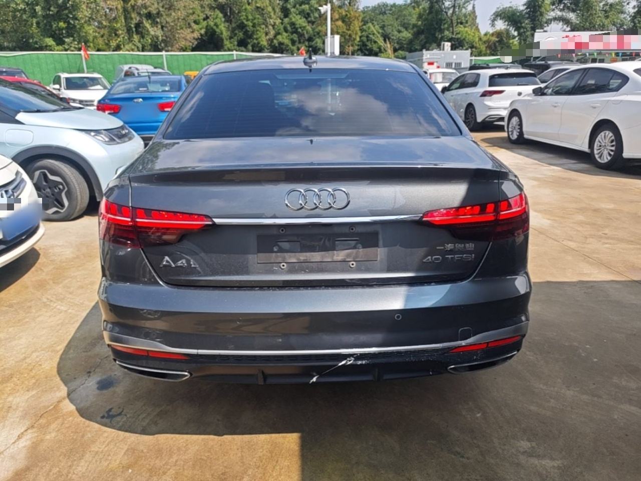 Audi A4L - фото 2
