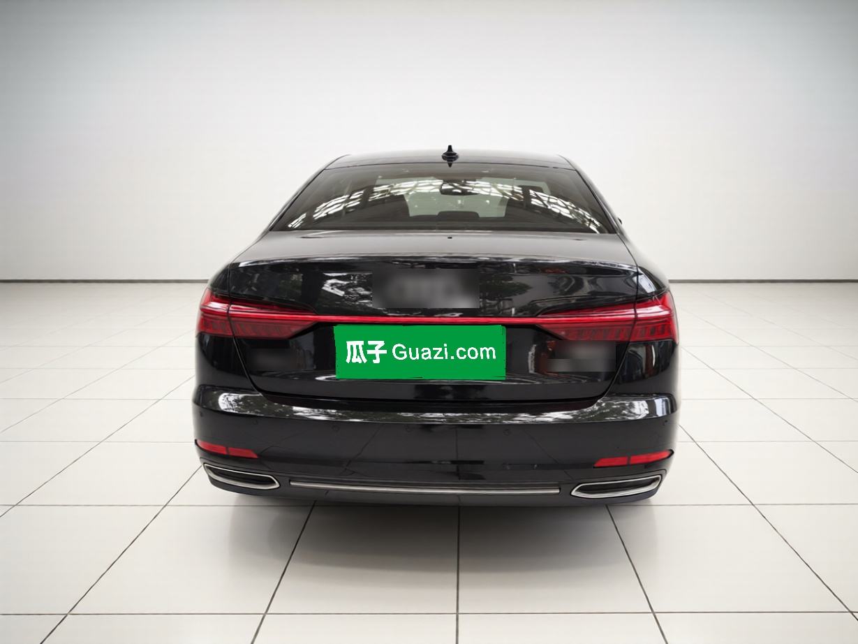 Audi A6L - фото 2
