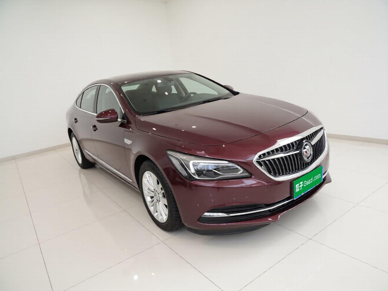 Buick LaCrosse - фото 2