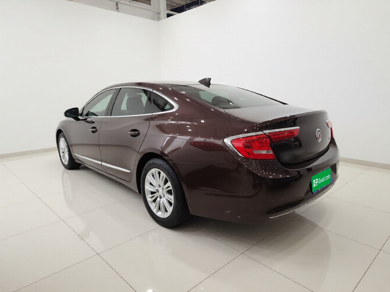Buick LaCrosse - фото 3