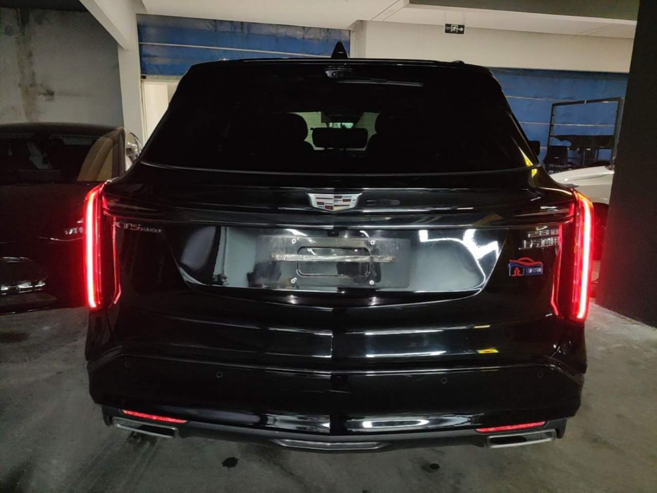 Cadillac XT5 - фото 2