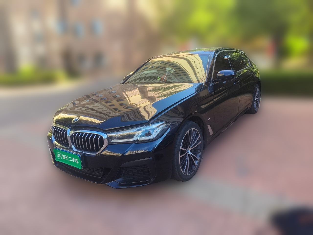 BMW 5-Series - фото 0