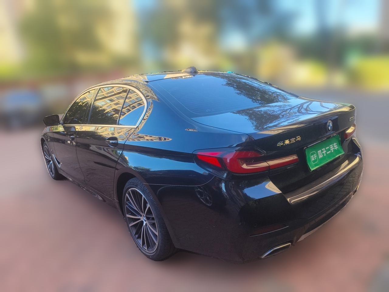 BMW 5-Series - фото 3