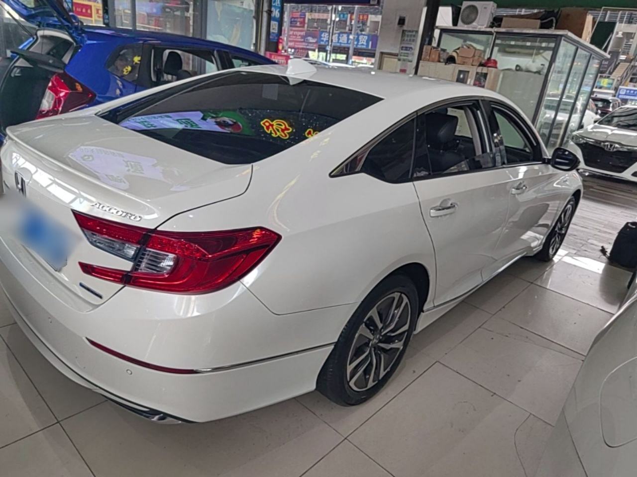 Honda Accord - фото 3