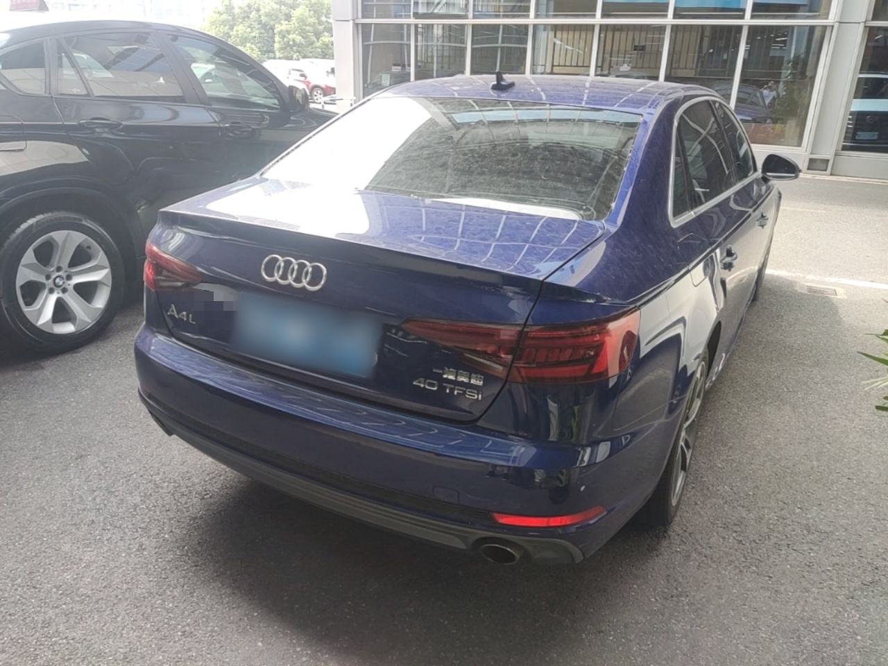 Audi A4L - фото 3