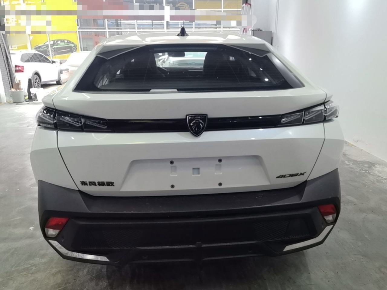 Peugeot 408X - фото 2