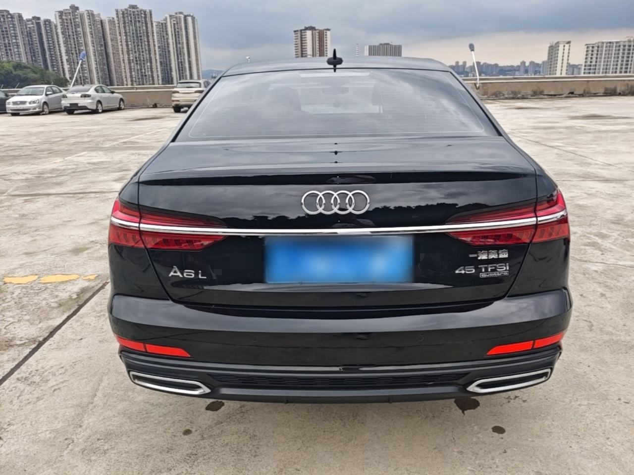 Audi A6L - фото 2