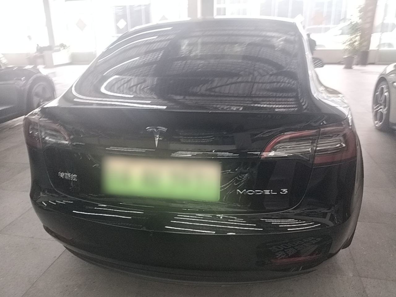 Tesla Model 3 - фото 4
