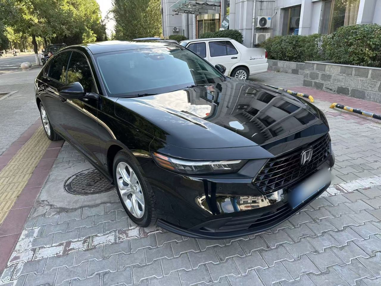 Honda Accord - фото 2