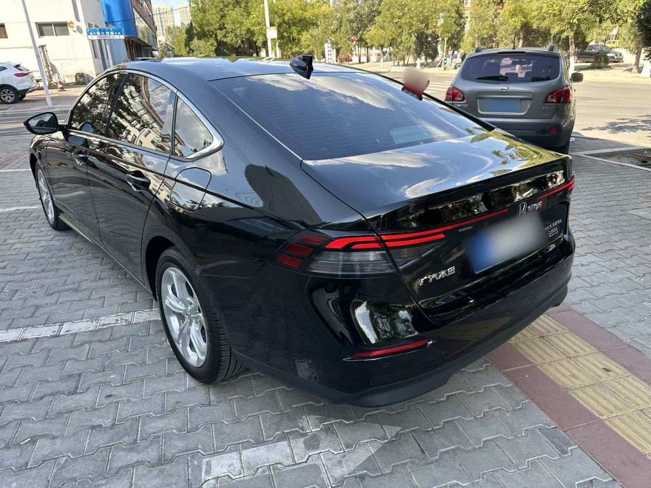 Honda Accord - фото 3