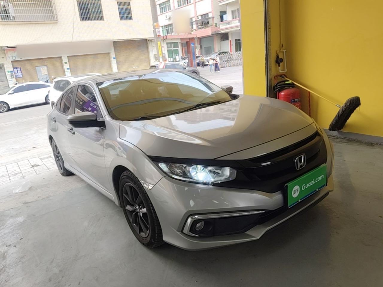 Honda Civic - фото 4