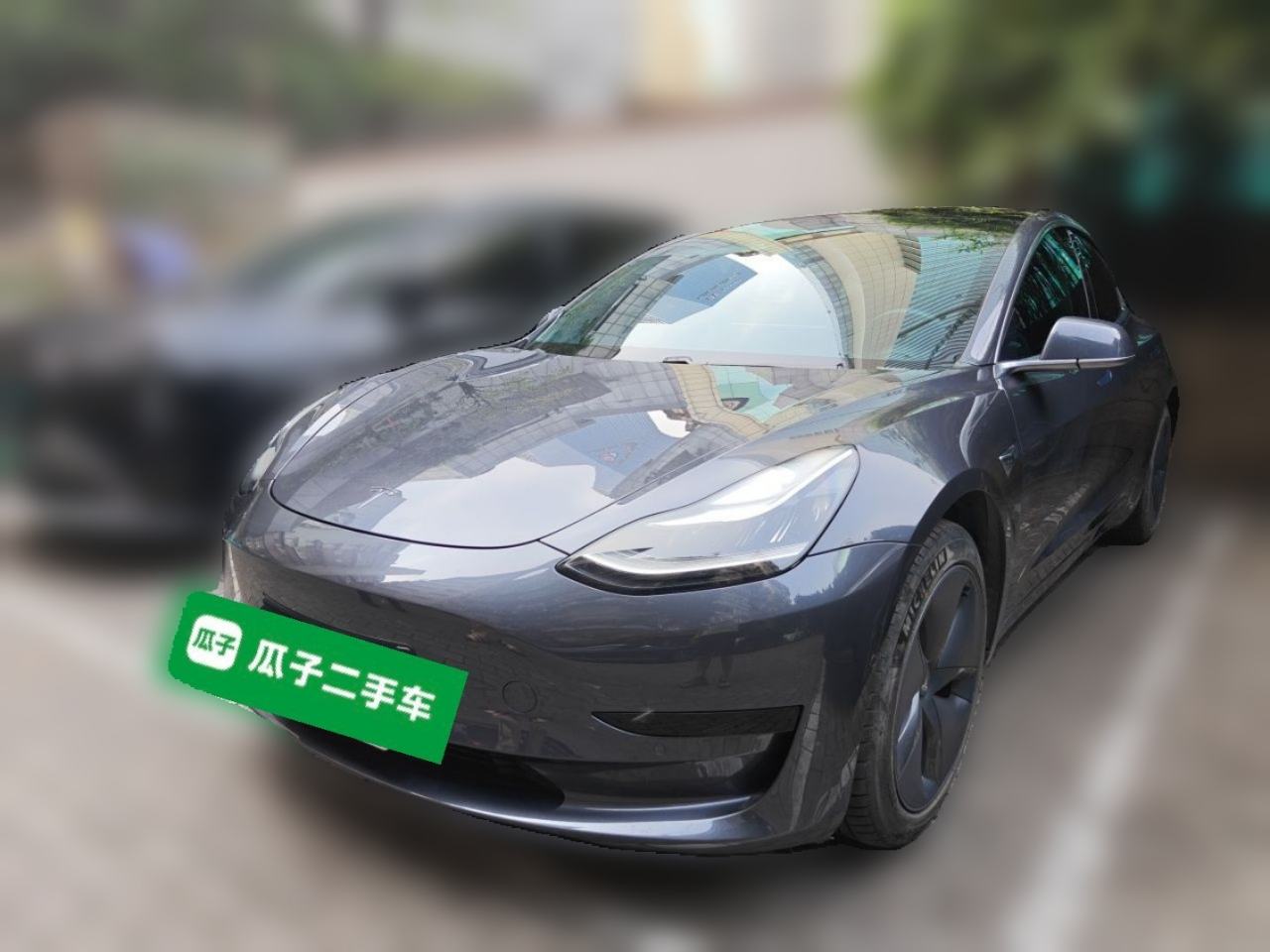 Tesla Model 3 - фото 0