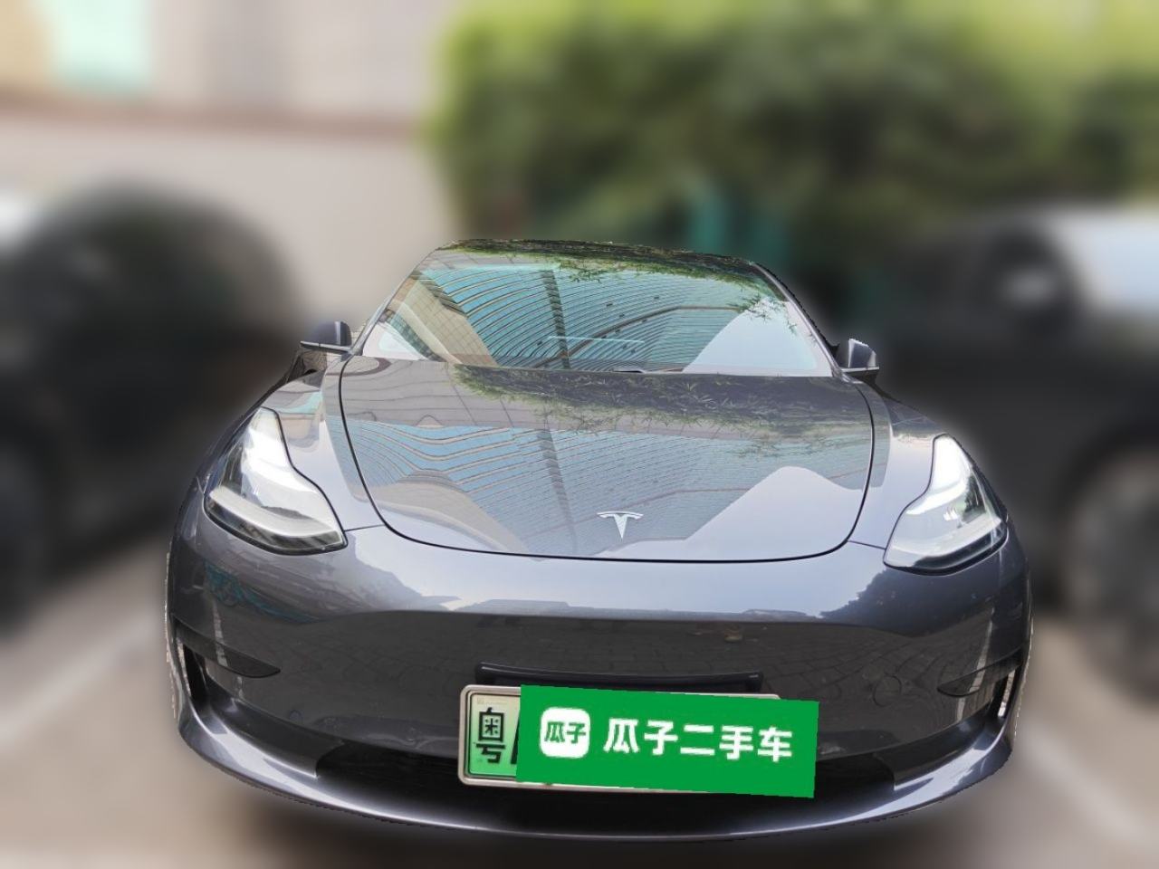 Tesla Model 3 - фото 1