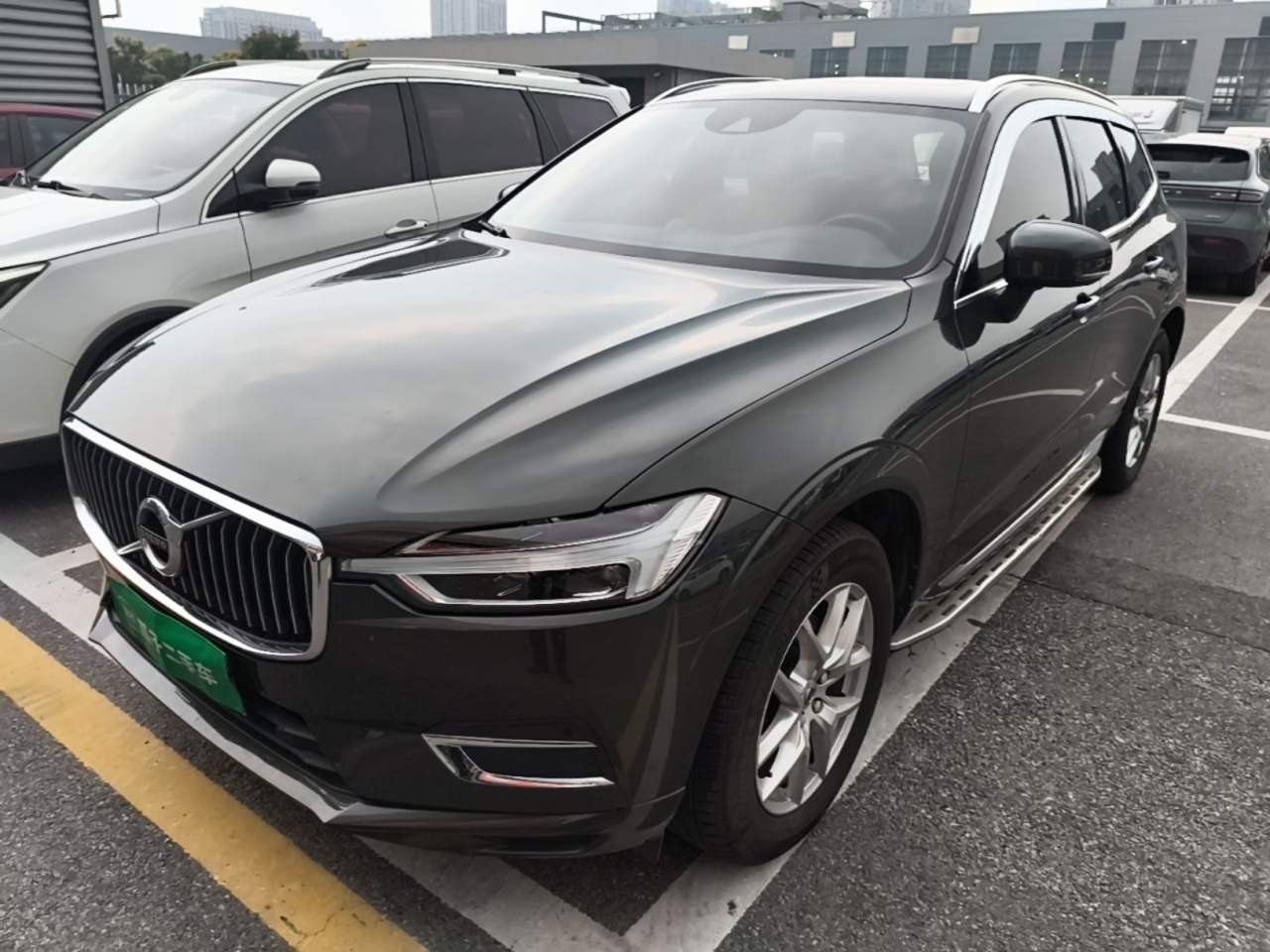 Volvo XC60 - фото 0