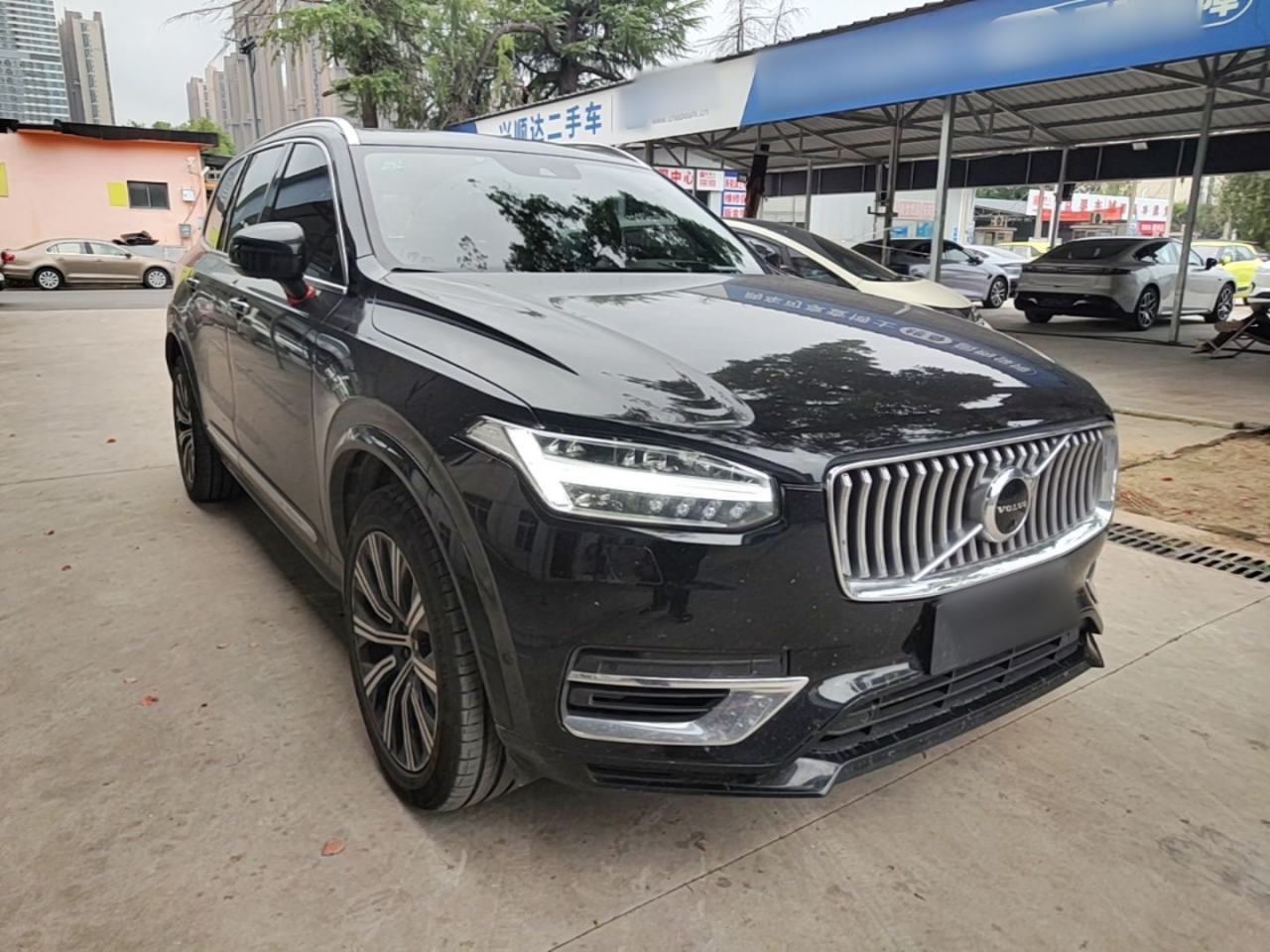 Volvo XC90 - фото 4